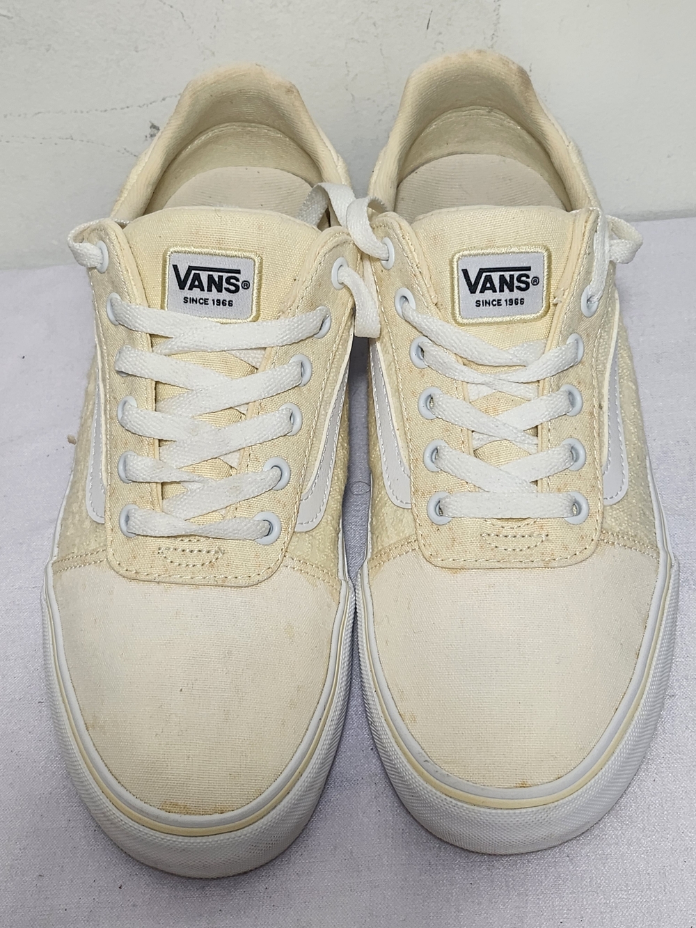 Vans Old Skool in a soft pastel yellow its textured canvas Size 9